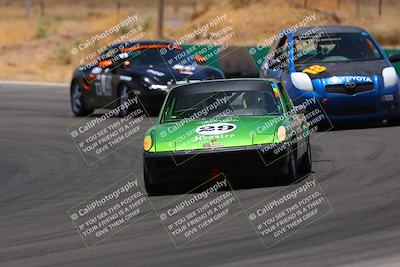 media/May-31-2025-CalClub SCCA (Sat) [[2c1a04e1ee]]/Qualifying/Group 6/Turn 4/
